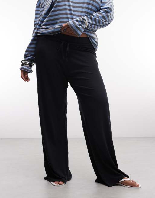 COLLUSION Plus yoga pants in black, 2 of 5