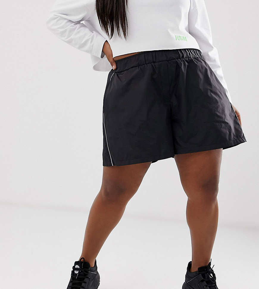 COLLUSION – Plusstorlek – Shorts i nylon med reflexivt revär-Svart