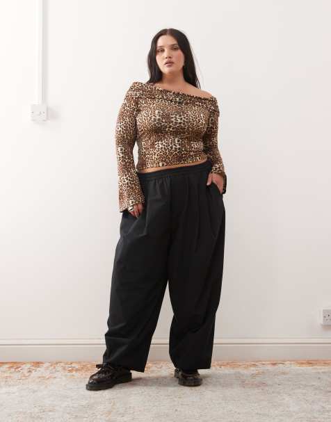 COLLUSION – Plusstorlek – Svarta byxor med ballongben - view 1