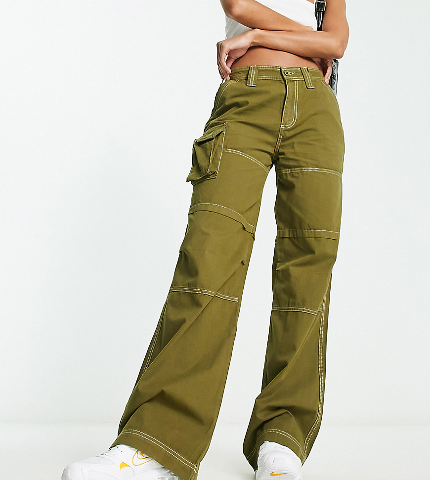 pocket detail cargo pants with white stitch in olive-Green
