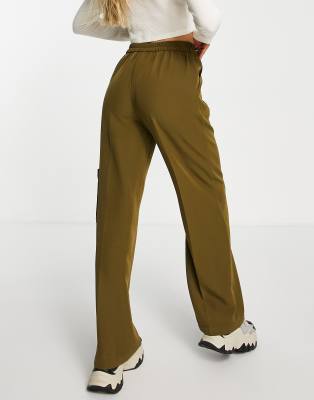 olive green baggy cargo pants