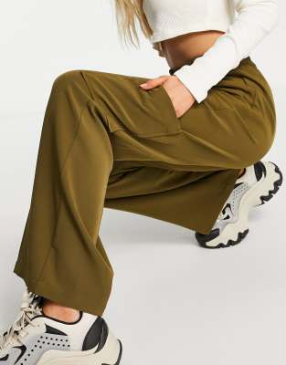 olive green baggy cargo pants