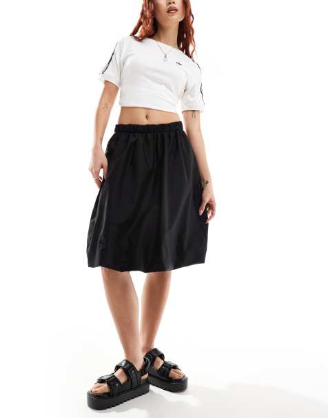 COLLUSION poplin midi puffball skirt in black - view 1