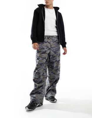 COLLUSION pull on adjustable waist baggy skate pant in camo-Multi