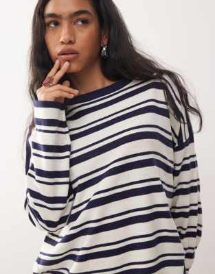 Pull rayé à col ras de cou - Bleu marine L