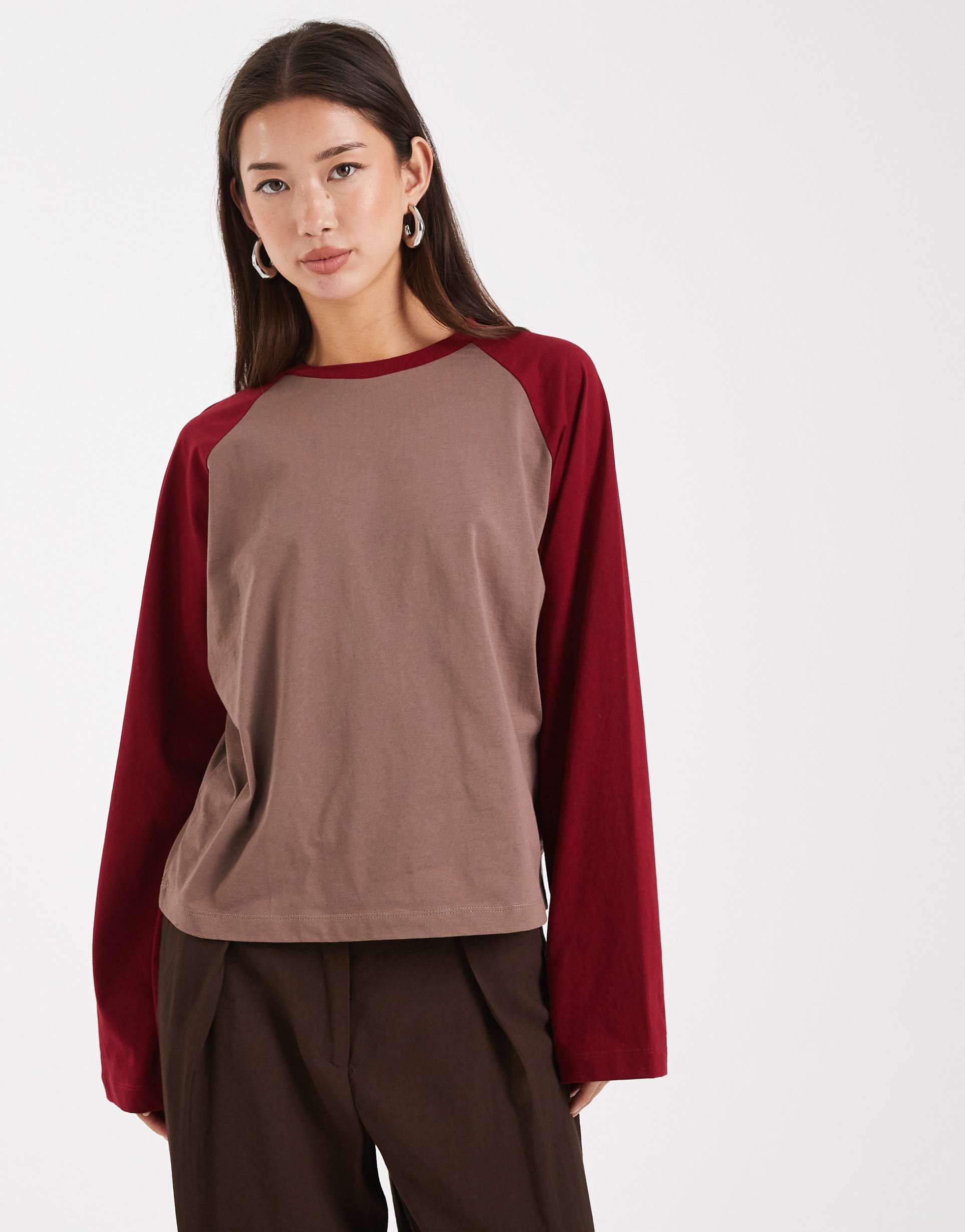collusion raglan long sleeve boxy t-shirt in chocolate and burgundy