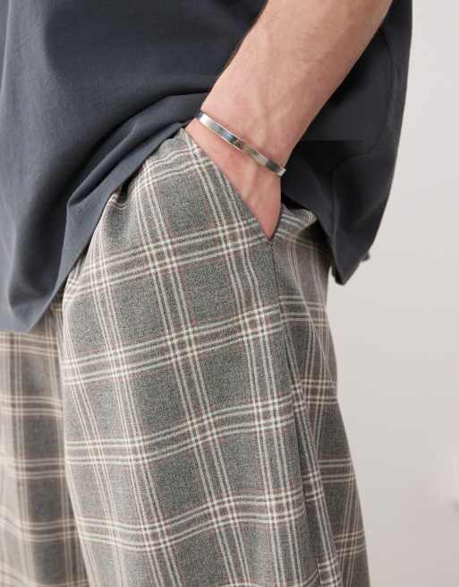 COLLUSION relaxed smart wide leg check trouser in grey, 4 of 5