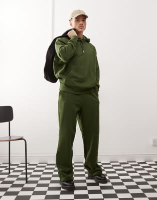 relaxed sweatpants in khaki - part of a set-Green