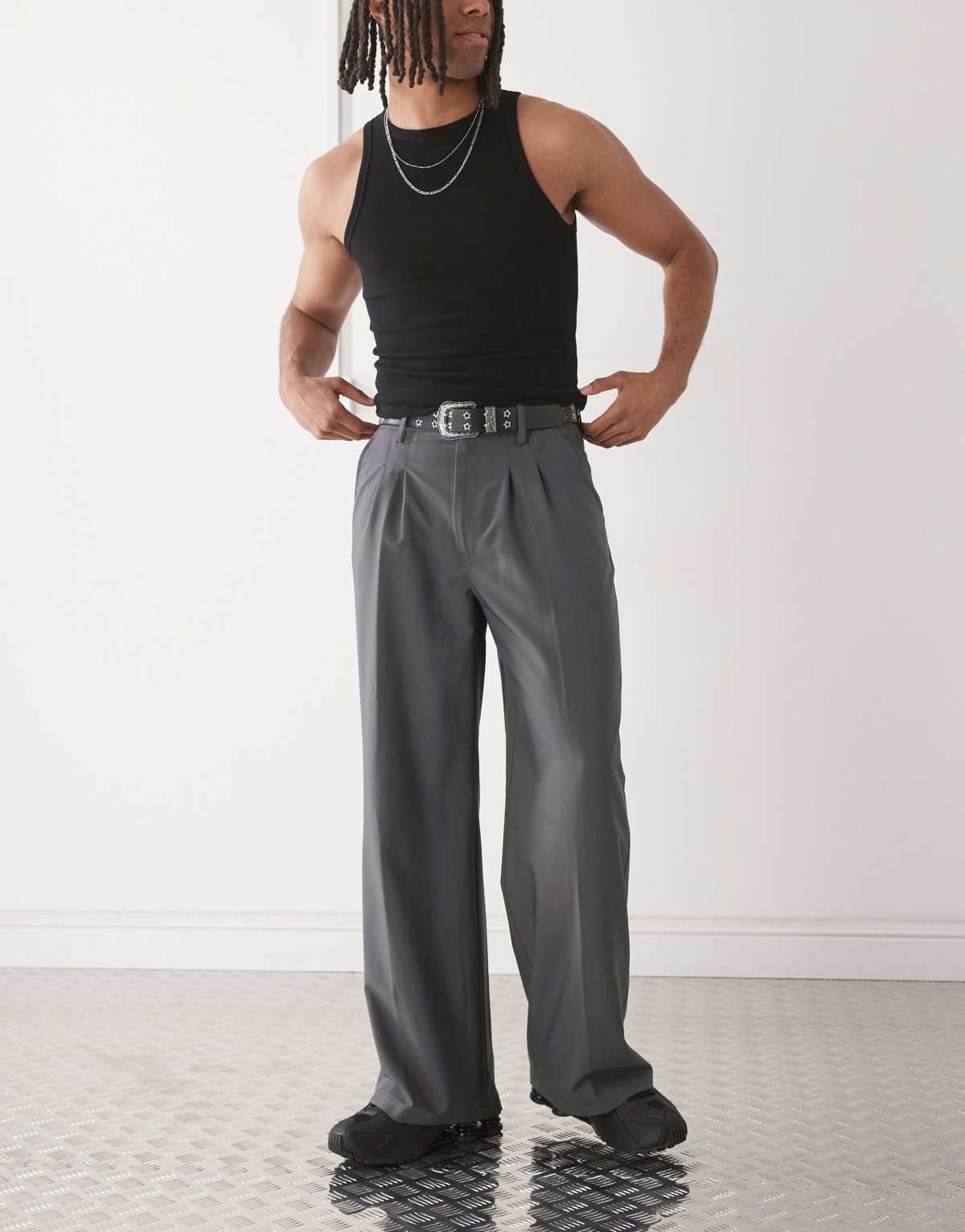 COLLUSION relaxed wide leg tailored trousers in grey