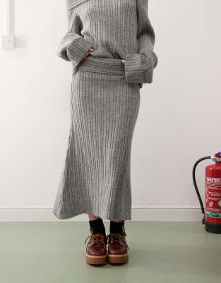 COLLUSION knitted ribbed maxi skirt in charcoal co-ord