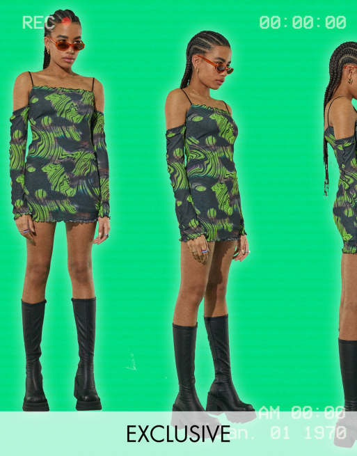 COLLUSION - Robe courte double épaisseur en tulle imprimé avec manches 