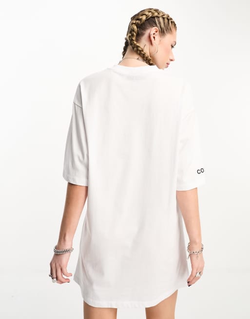 T shirt cheap sous robe