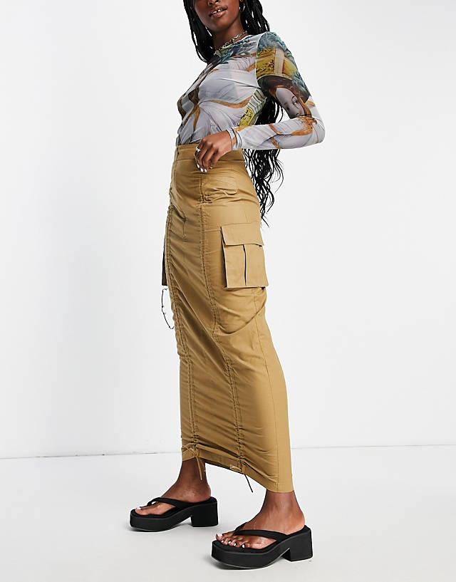 Collusion - ruched cargo maxi skirt in tobacco