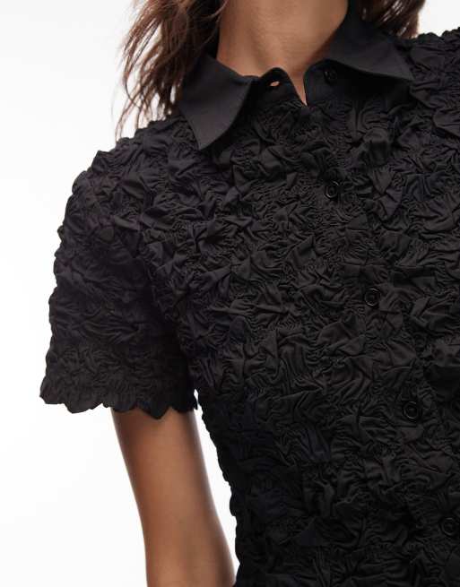 COLLUSION ruched short sleeve fitted poplin shirt in black, 2 of 4