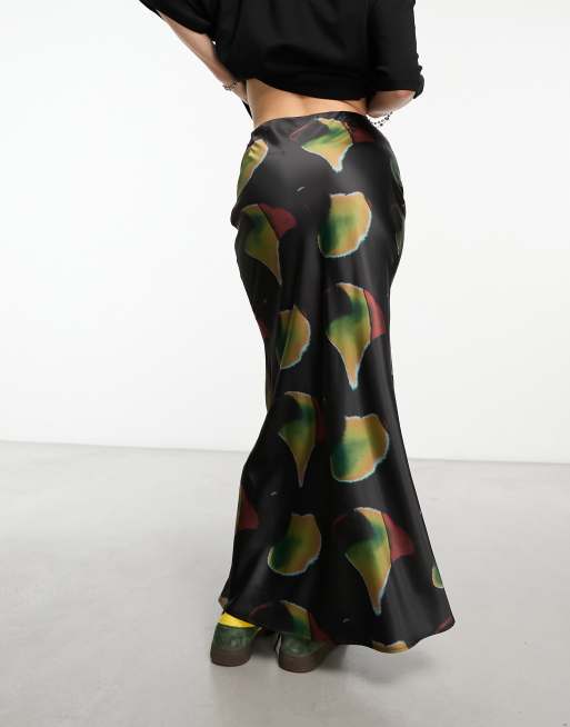 Satin maxi hotsell skirt print