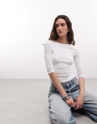 Collusion Scoop Neck 3/4 Sleeve T-shirt In White