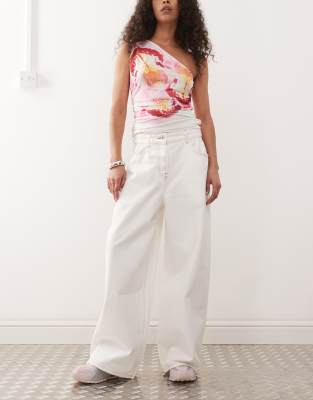 COLLUSION - Sehr weite Baggy-Jeans in Ecru-Neutral
