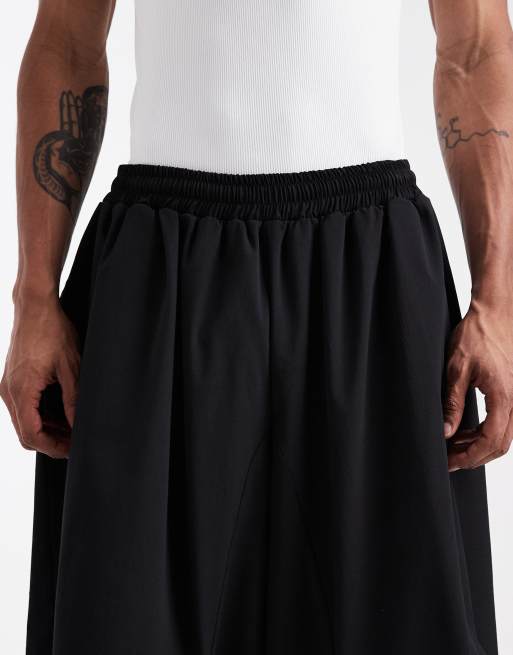 COLLUSION – Sehr weite Jogginghose aus Nylon in Schwarz, 4 von 5