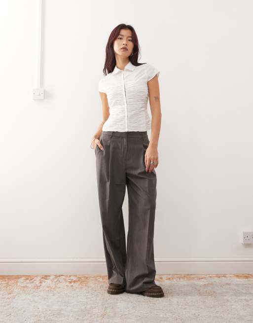 COLLUSION shirred fitted shirt in white, 2 of 4