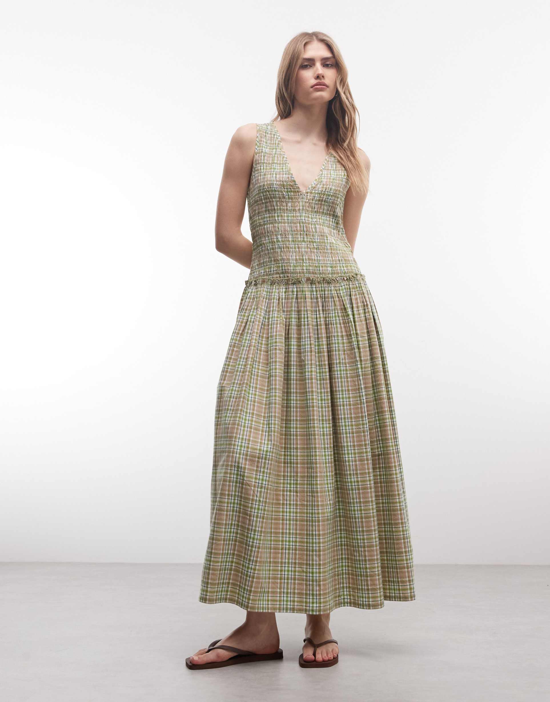collusion shirred v-neck maxi dress in green plaid
