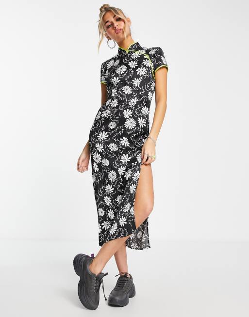 COLLUSION short sleeve midi dress with side split in floral print