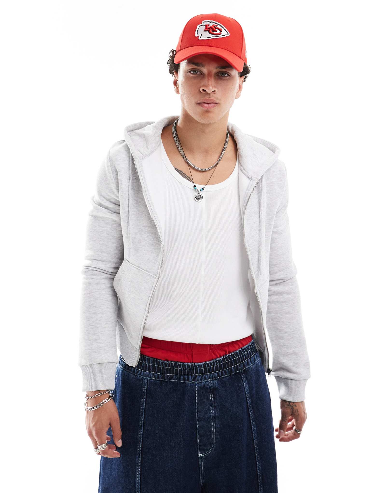 Приталенная толстовка с капюшоном COLLUSION серого цвета 10190₽