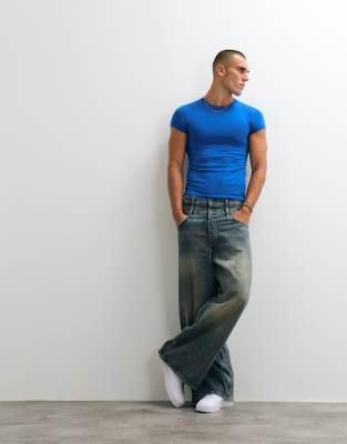Collusion Shrunken T-shirt In Blue