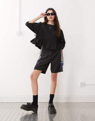 Collusion Side Channel Smock Top In Black