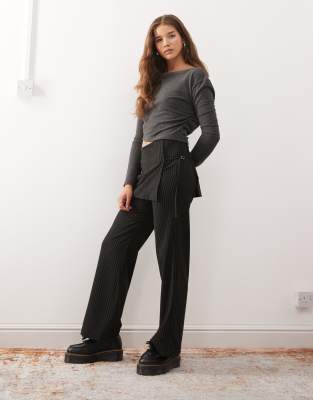 Collusion Side Tie Skirt Pants In Black