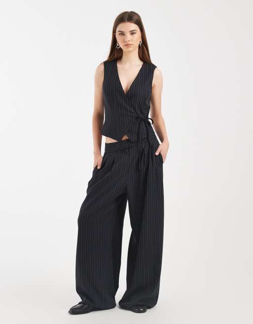 COLLUSION side tie vest in pinstripe, 2 of 4