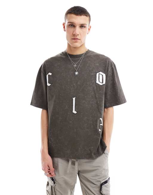 COLLUSION - Skater-fit T-shirt met geborduurd logo in antraciet met wassing