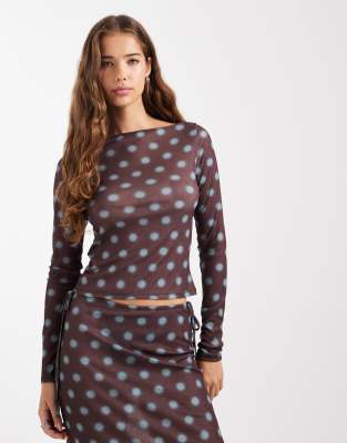 Collusion Slash Neck Blur Spot Top In Brown