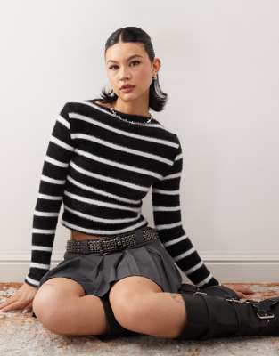 slash neck fluffy monochrome stripe fitted sweater-Multi