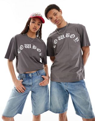 COLLUSION SLOGAN Unisex skater fit t-shirt with Cowboy Western print in charcoal