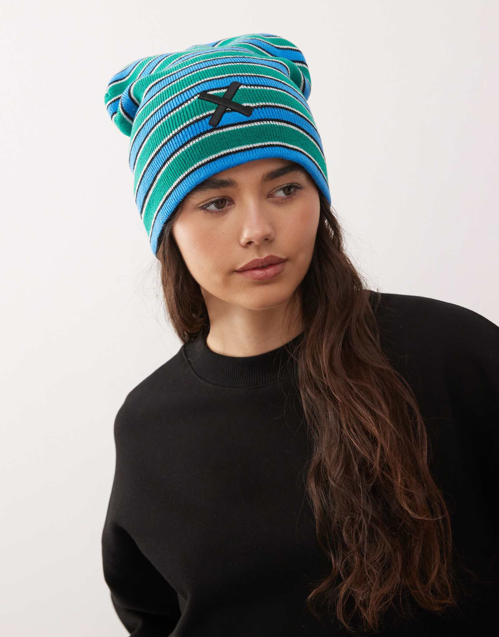 Длинная шапочка с начесом в несколько полос