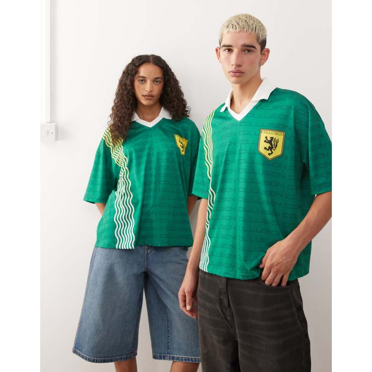 【KOOLOSET】Plain Over Soccer Collar Tee COLLUSION soccer T-shirt in green | ASOS