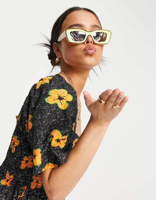 COLLUSION - Sort rynket mini-sundress med blomstermønsterprint, 3 af 4