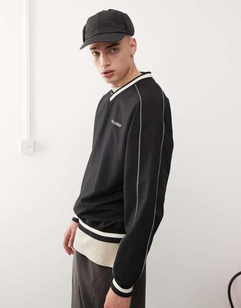 COLLUSION - Sort sweatshirt i nylon med V-hals - view 1