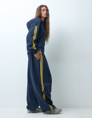 Collusion Sports Xl Baggy Jogger In Blue