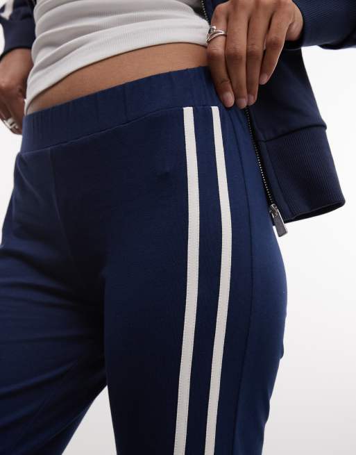 COLLUSION sporty capri pants in navy - part of a set, 3 of 5