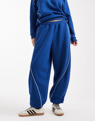 Collusion Sporty Sweatpants With Piping Detailing In Blue
