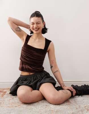 Collusion Square Neck Cap Sleeve Top In Chocolate Velvet-brown