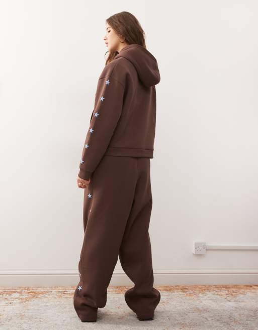 COLLUSION star logo trackies in chocolate (part of a set), 3 of 5