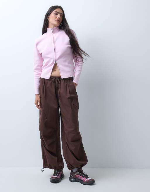 COLLUSION Strickjacke aus kompaktem Strick mit Reißverschluss in Pink, 3 von 5