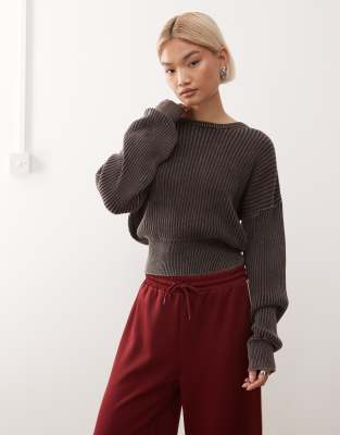 COLLUSION - Strickpullover mit tailliertem Saum-Brown