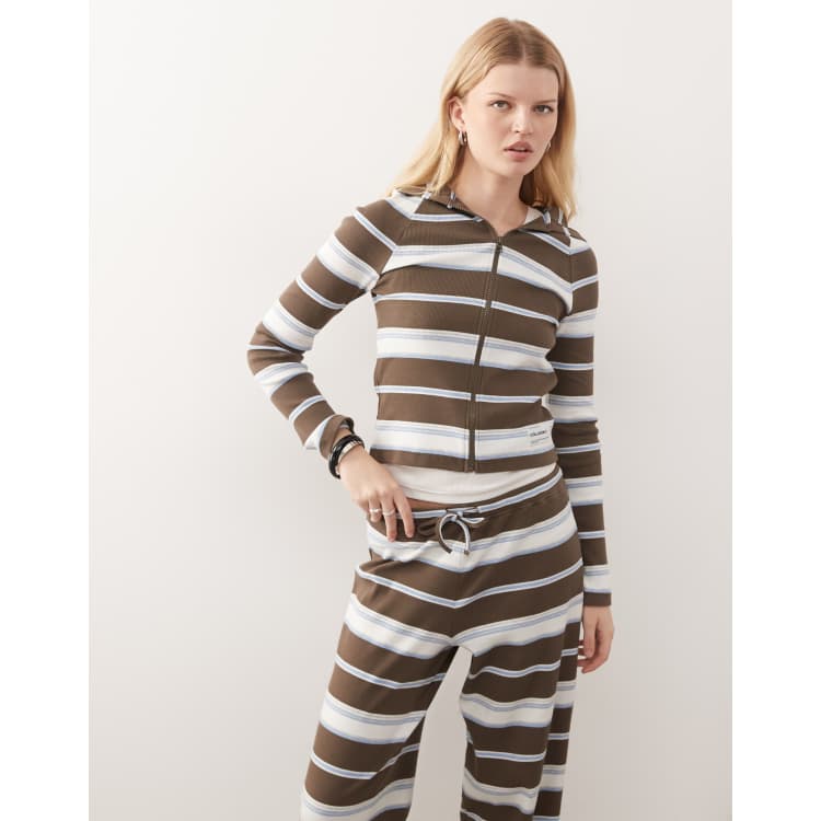 209842251-1-navystripe?$n_750w
