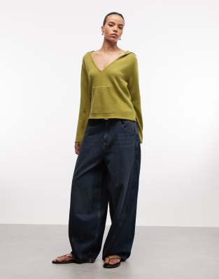 COLLUSION - Sweat à capuche en maille à manches longues et décolleté plongeant - Vert pomme