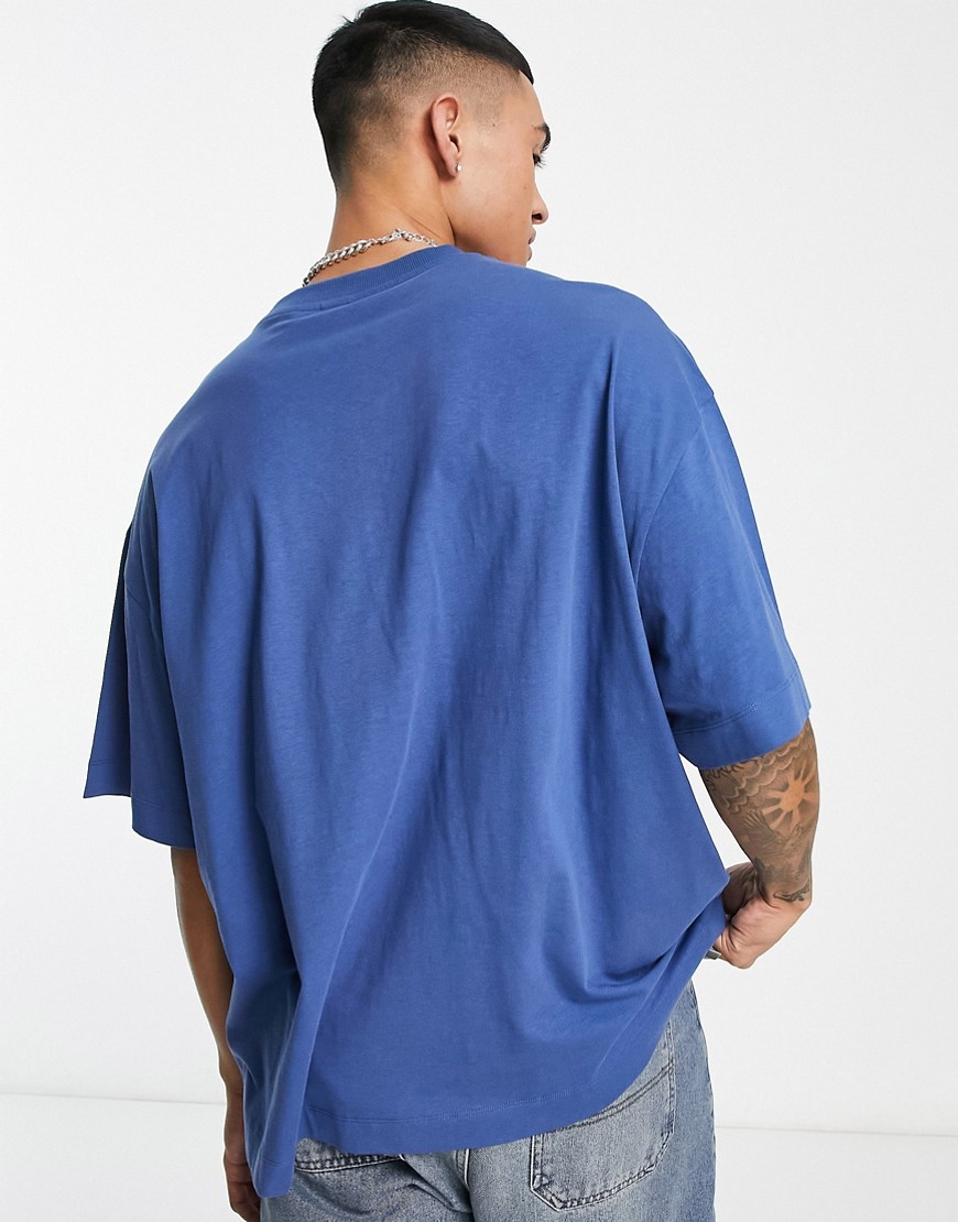T-shirt blu navy con logo ricamato stile college - Collusion T-shirt donna  - immagine3