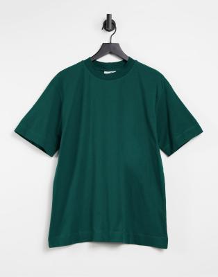 emerald green t shirt