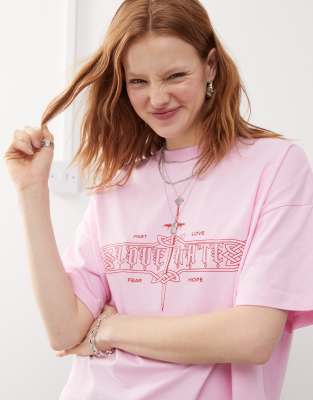 COLLUSION - T-Shirt in Rosa mit Print